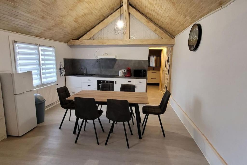 La Maison De L'Abeille De Percey Longeau-Percey Exteriér fotografie