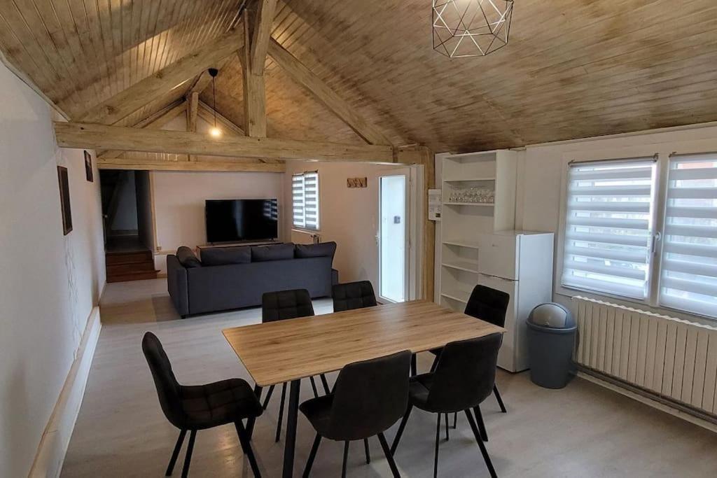 La Maison De L'Abeille De Percey Longeau-Percey Exteriér fotografie