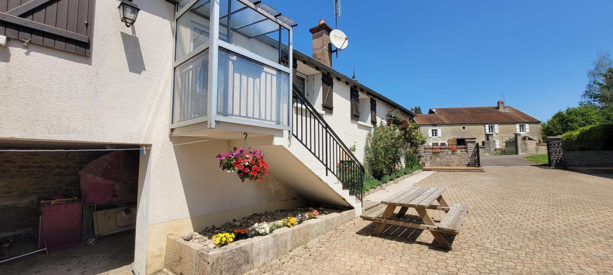 La Maison De L'Abeille De Percey Longeau-Percey Exteriér fotografie