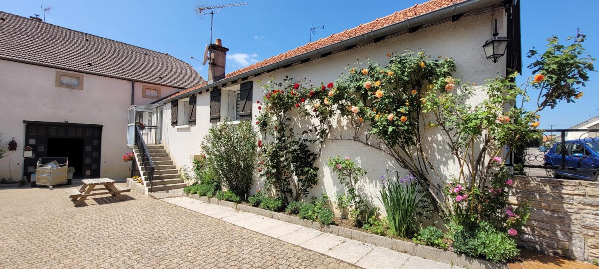 La Maison De L'Abeille De Percey Longeau-Percey Exteriér fotografie